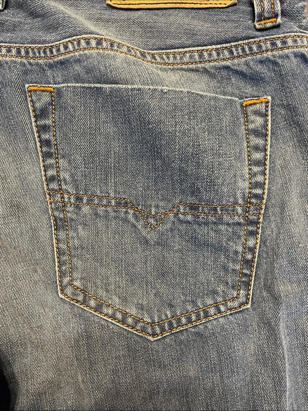 Diesel Industry Men’s Viker Button Fly Straight Leg Denim Jeans Size 32 x 32